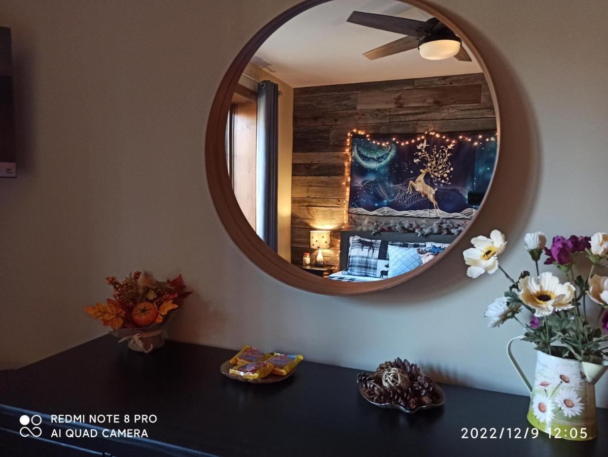 Luxurious Mont Tremblant 2Bd 2Bth Villa Luaran gambar